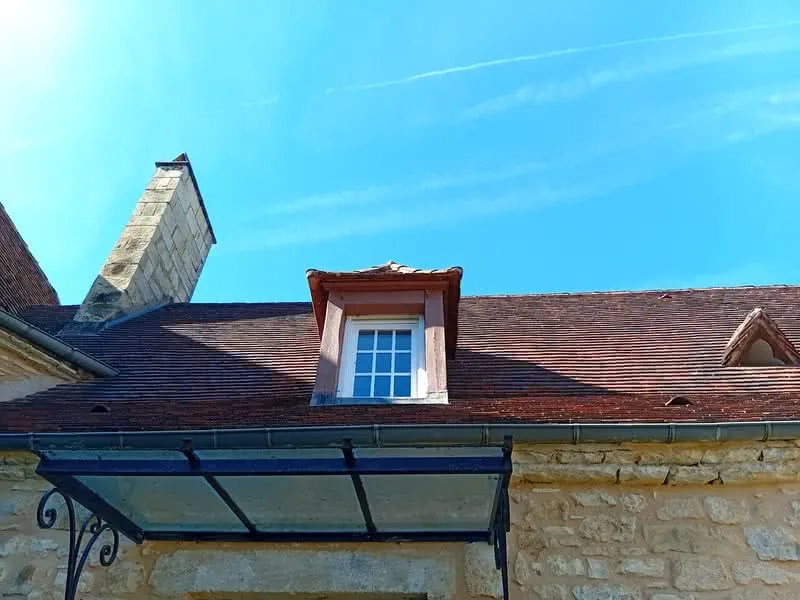 denis artisan residence secondaire nettoyage goutiere et toit